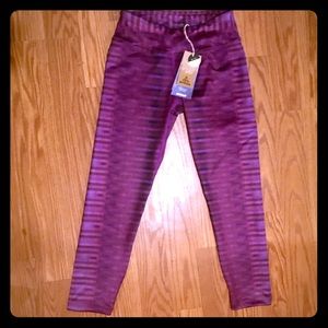 Prana Roxanne Capri XS NWT