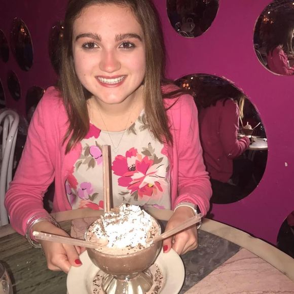 Meet your Posher, Sophia - Picture 1 of 1