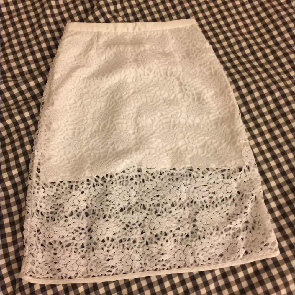 White embroidery lace pencil dress