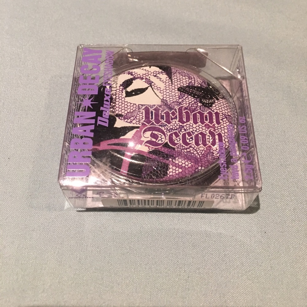Urban Decay Deluxe Eyeshadow - Purple