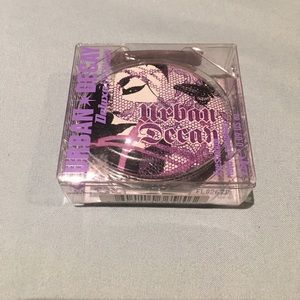 Urban Decay Deluxe Eyeshadow - Purple