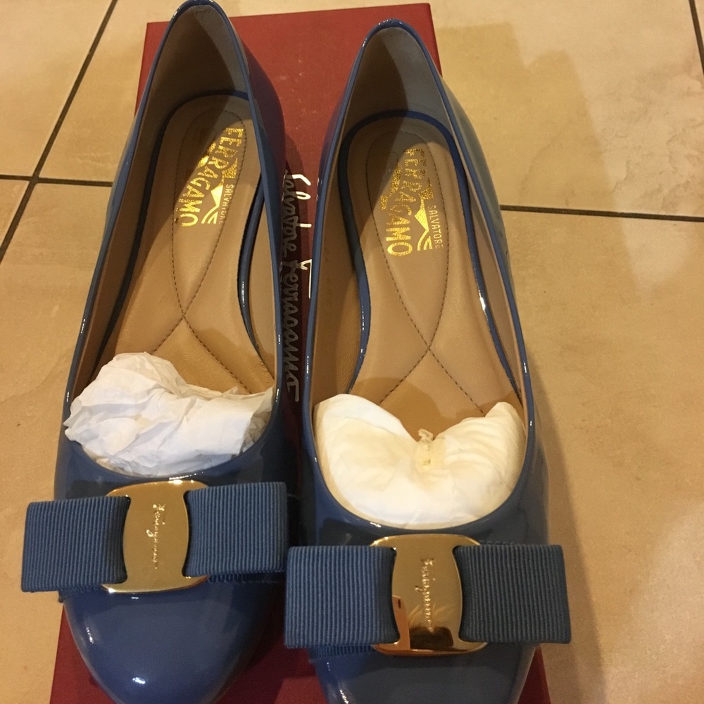 Salvatore Ferragamo Shoes - Picture 2 of 6