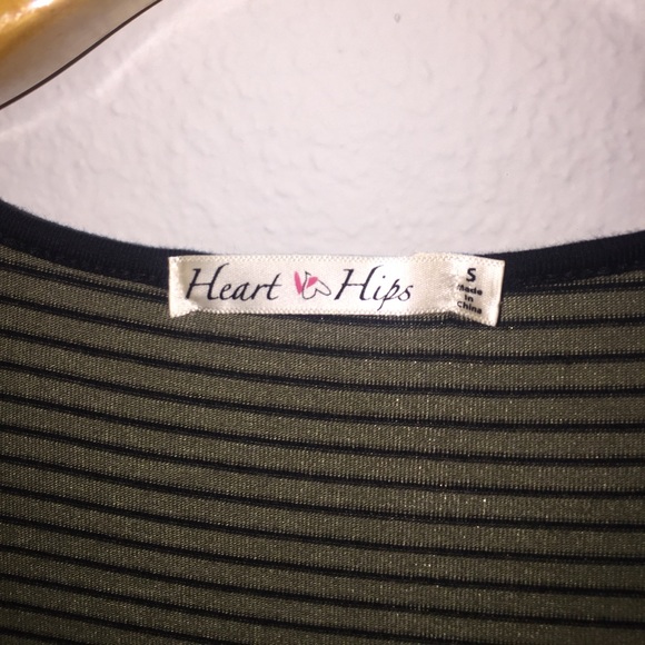 Dress - Picture 3 of 4