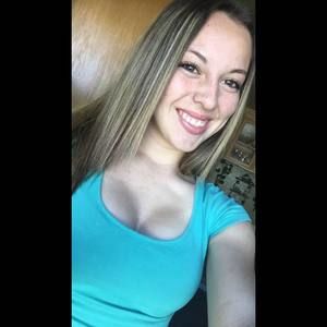 Meet your Posher, Monica