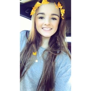 Meet your Posher, Stephanie