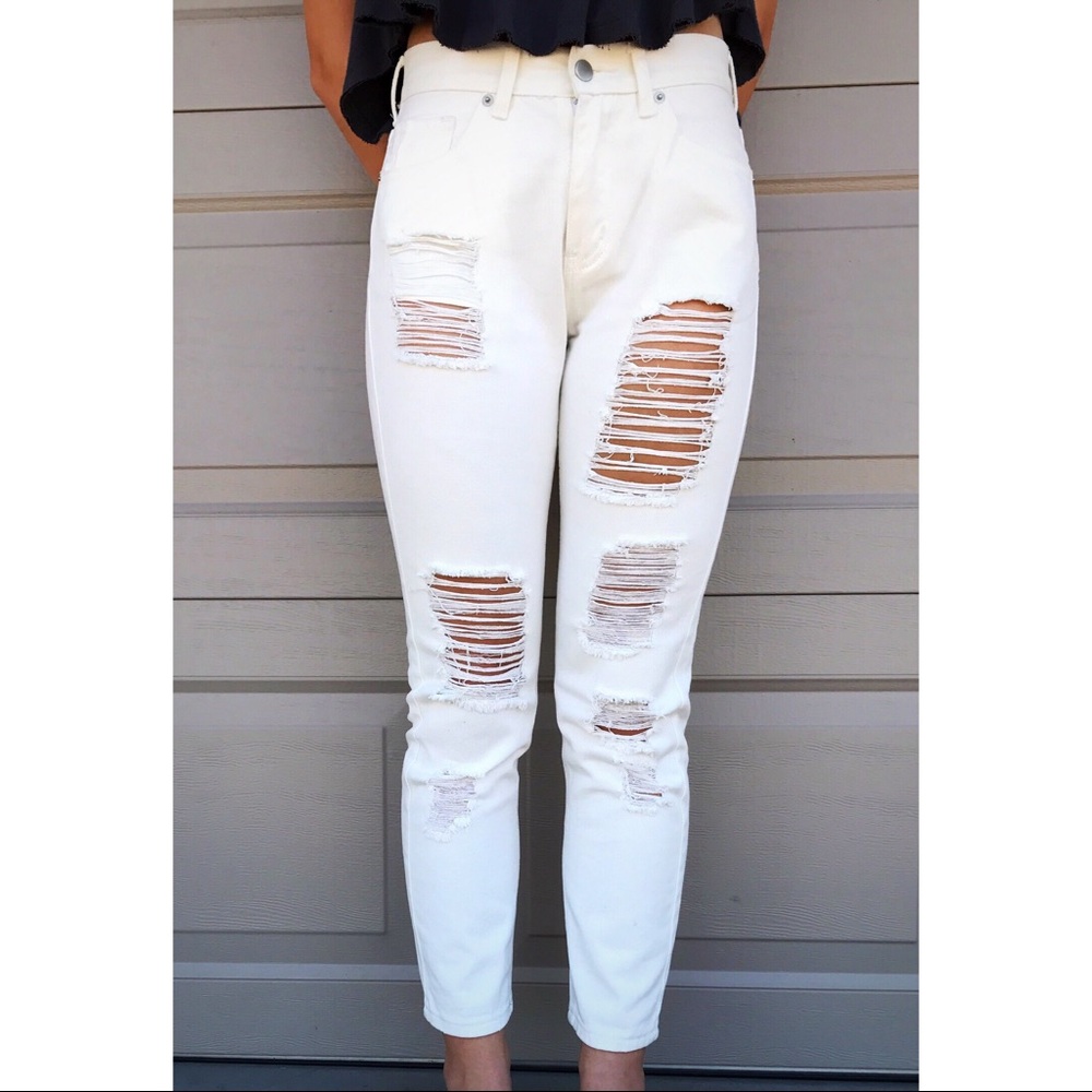 Brandy Melville white ripped skinny jeans