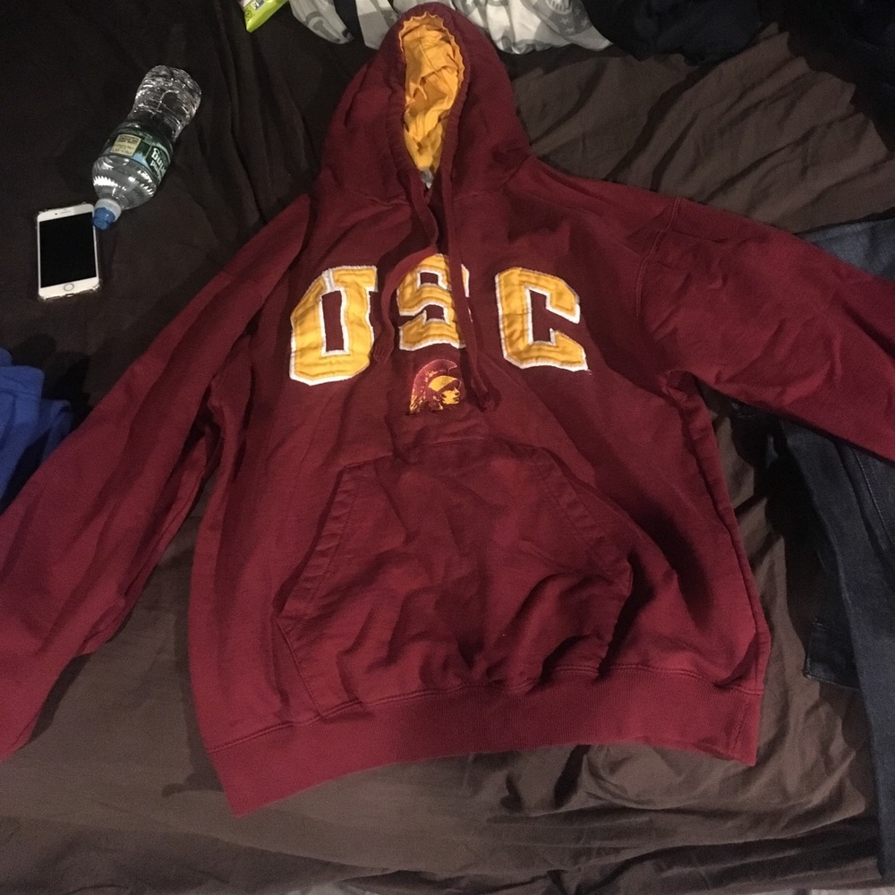 USC sweatshirt