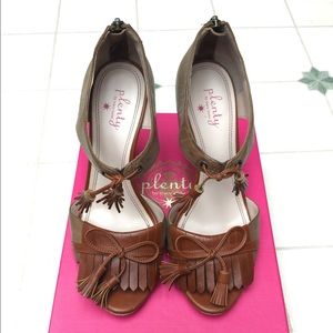 Plenty oxford heels