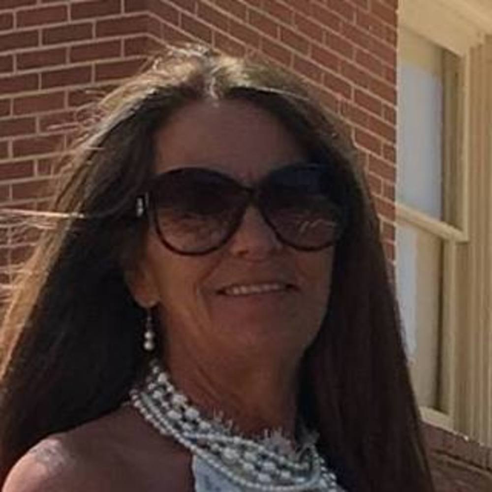 Meet your Posher, Louise