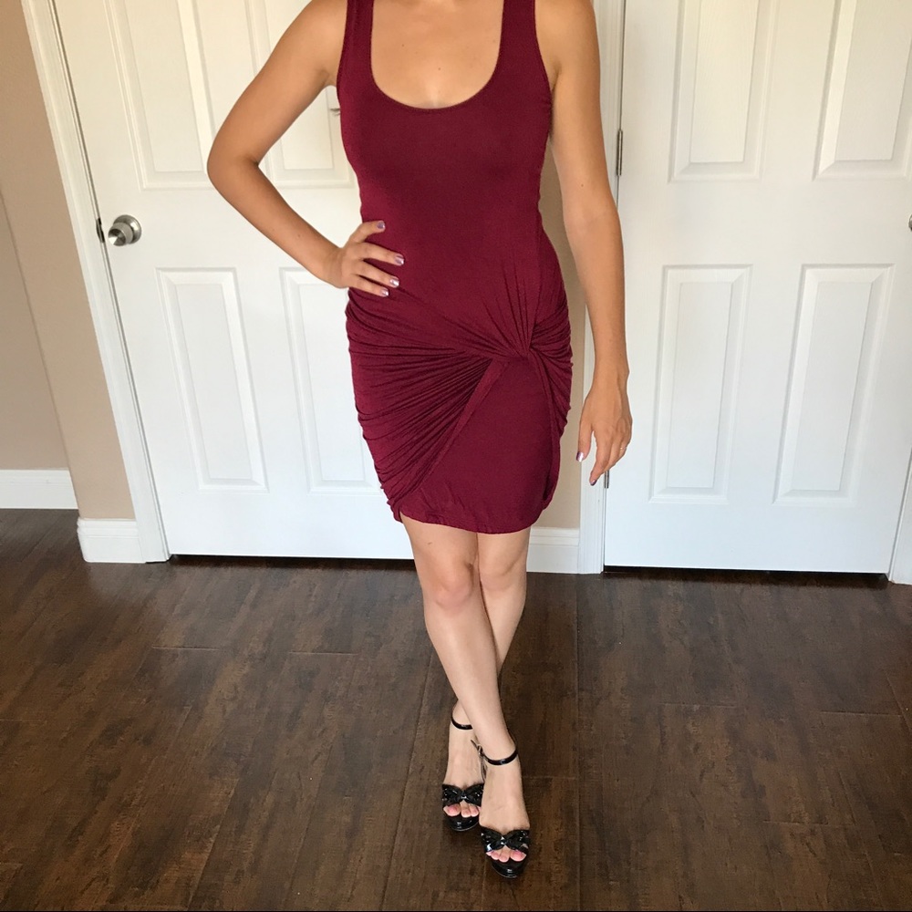 CLOSET SALE ⭐️ Maroon Wrap Dress