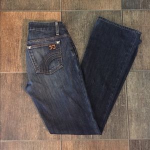 Joe's curvy bootcut fit jeans medium/dark wash 27