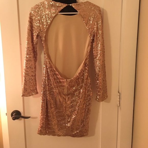 Sparkly backless dress - Picture 2 of 2