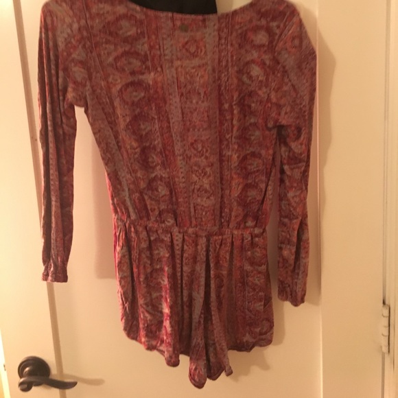 Billabong romper - Picture 2 of 2