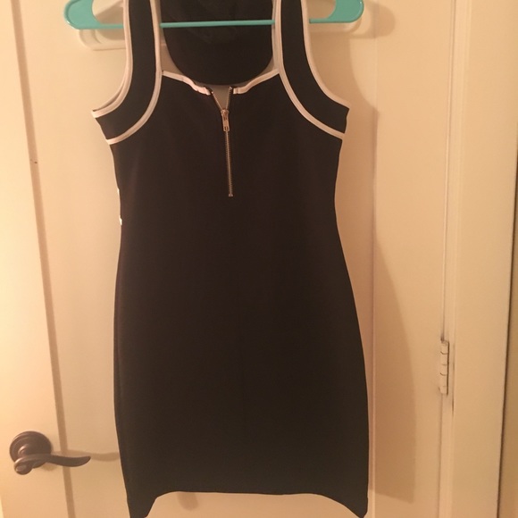 Guess mini dress - Picture 2 of 2