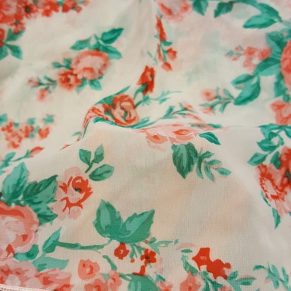 💥👸👸Girls top size 6x🌸🌸 - Picture 3 of 4