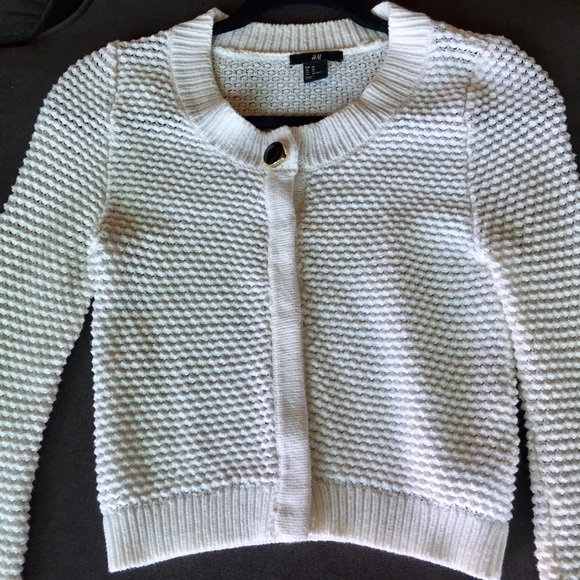 SOLD!! H&M white cardigan sweater - Picture 2 of 3