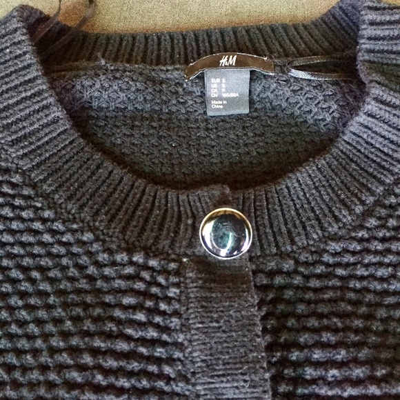 SOLD!! H&M black cardigan sweater - Picture 3 of 3