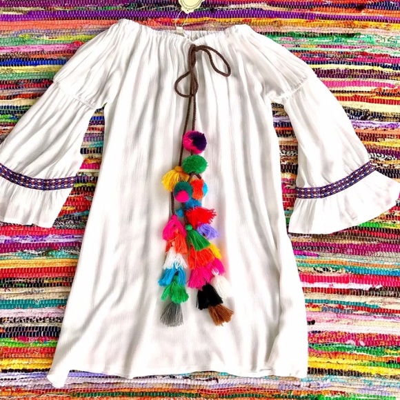 Dresses & Skirts - Boho Señorita Off the shoulder bell sleeve dress