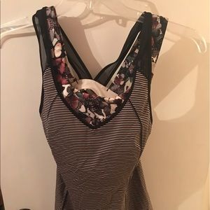 Lululemon tank top with built-in sports bra