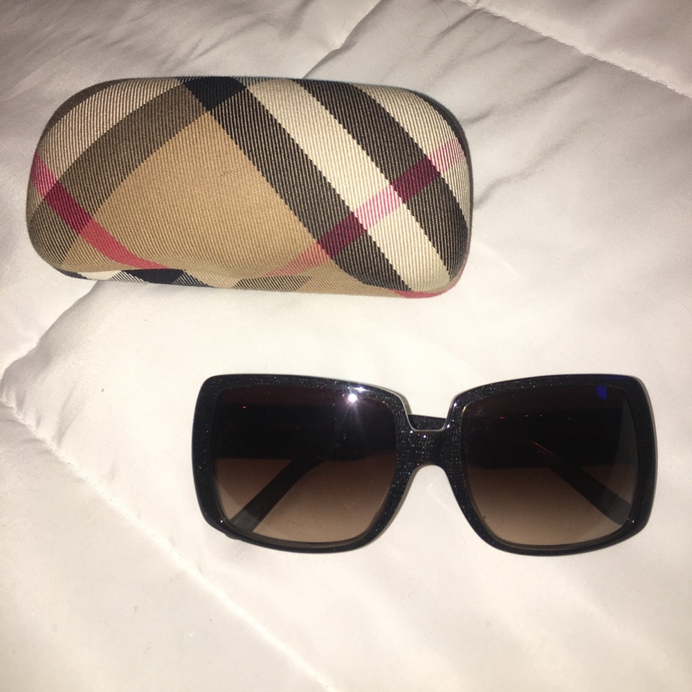 Burberry Square Frame Sunglasses with case