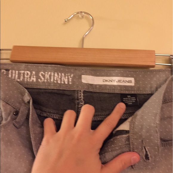 DKNY ultra skinny gray polkadot jeans size 4 - Picture 5 of 5