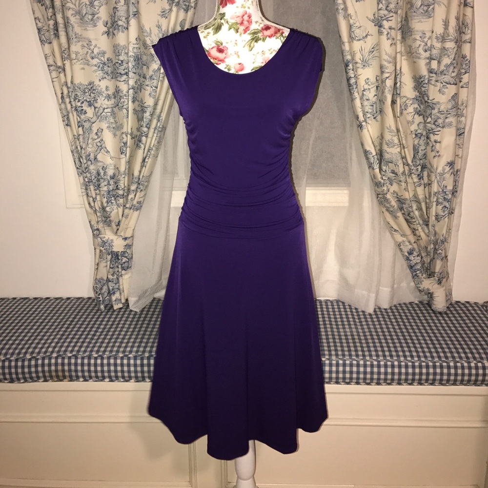 EN FOCUS STUDIO Purple Dress Stretchy - size 8