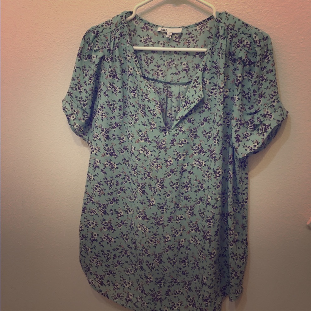 Green blouses
