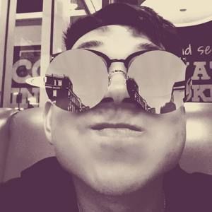 Meet your Posher, Alex