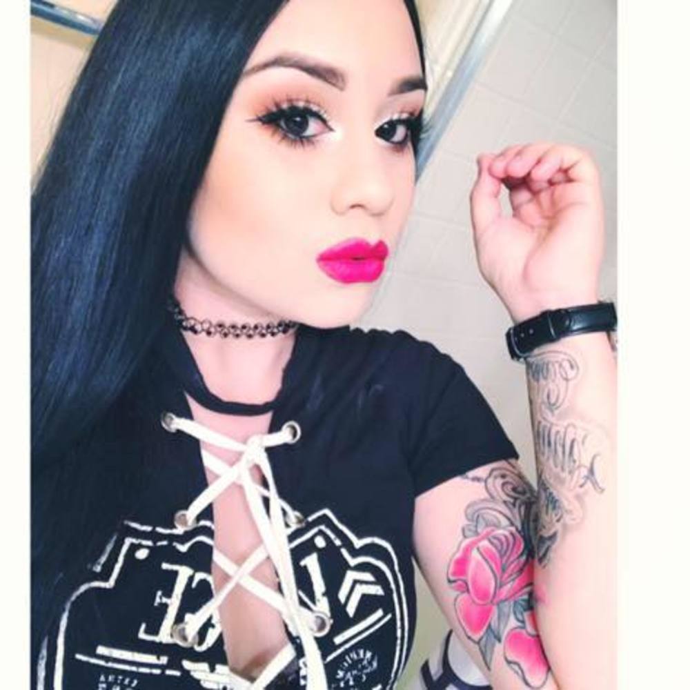 Meet your Posher, Giselle anahi