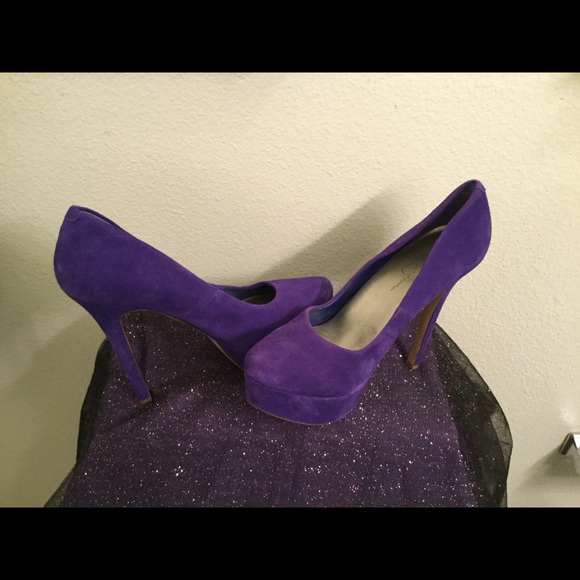 Jessica Simpson "Waleo" Pumps - Picture 3 of 6