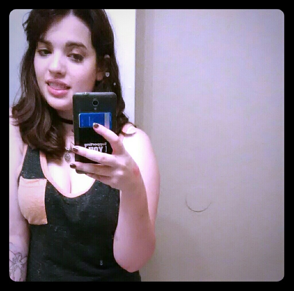 Meet your Posher, Hannah