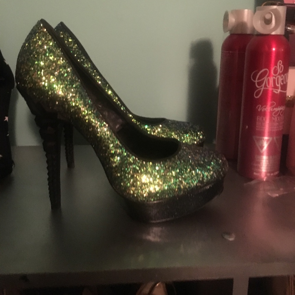 Glitter heels buy 1 get 1 free