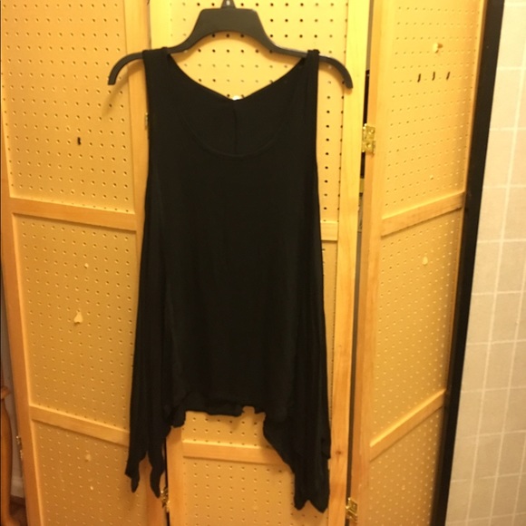 Black Shark Bite Tunic Tank Top - Picture 2 of 3