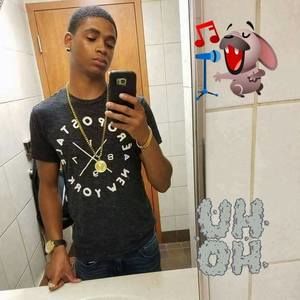 Meet your Posher, Julian