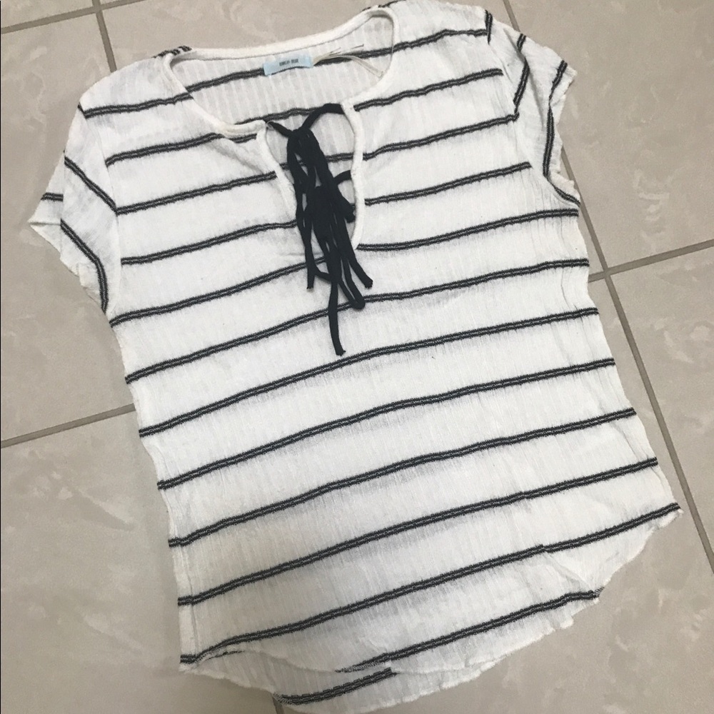 B&W stripe top