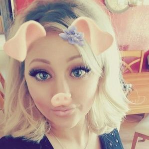 Meet your Posher, Alicia
