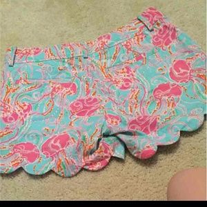 Size 2 Lilly Pulitzer buttercup shorts