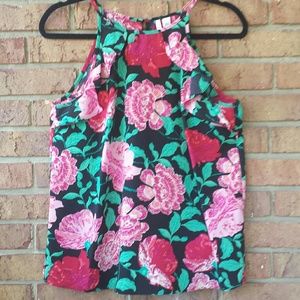 5 🌹 for $25 Elle Black and Red Floral Top