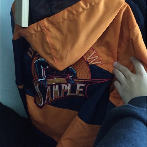 Sample jacket - Picture 4 of 4