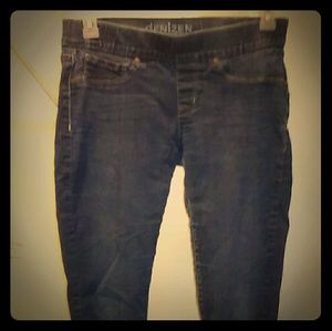 !!!PRICE DROP!!! Denizen by Levis jeggings