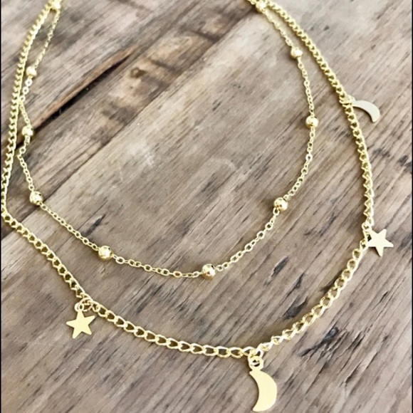 dainty moon star layered necklace - Picture 4 of 4
