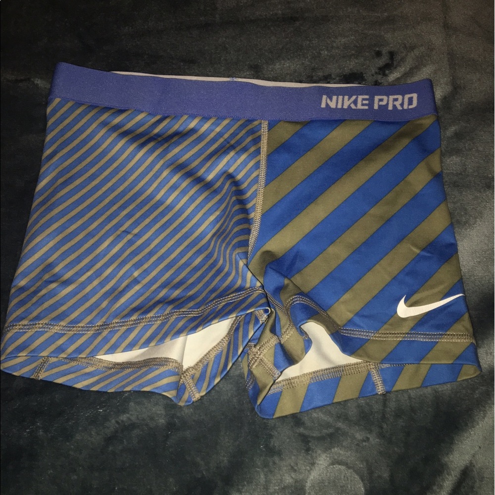 blue & gray patterned nike spandex size small