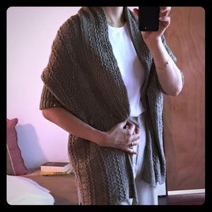 Grey cardigan