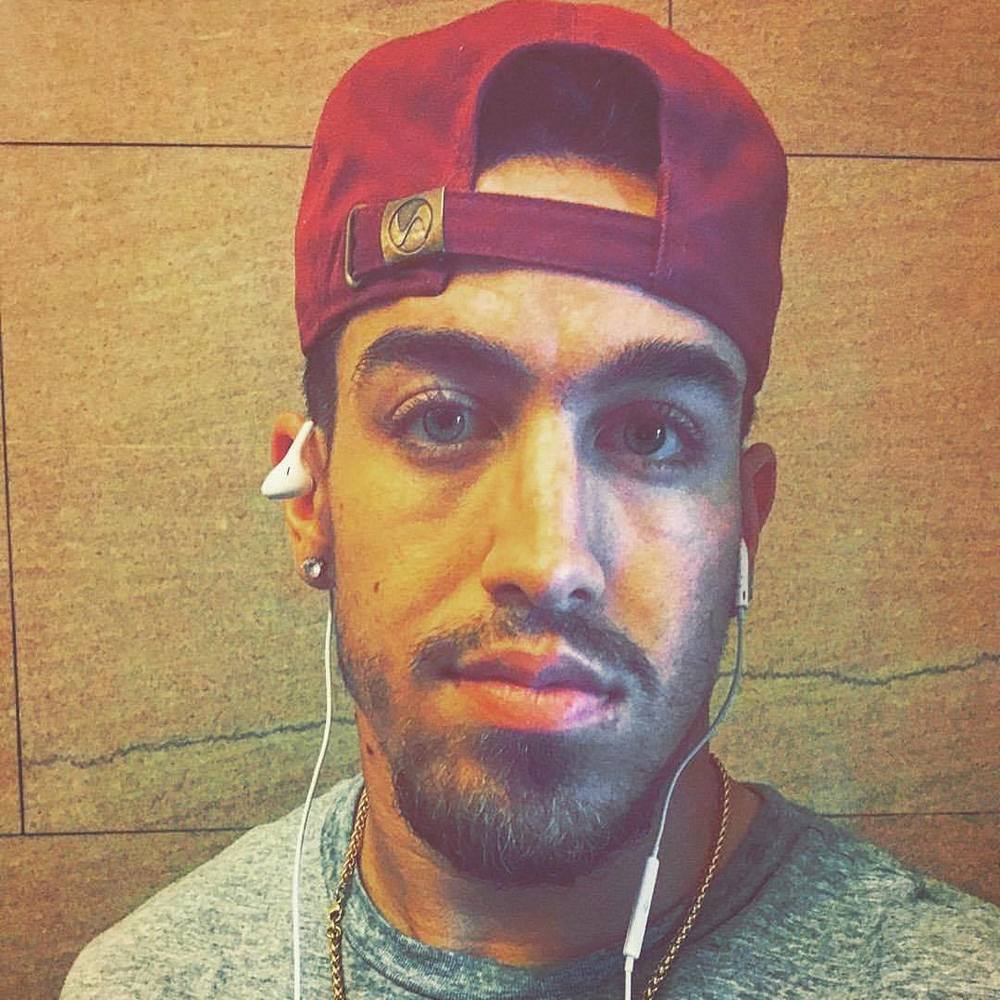 Meet your Posher, Wayne