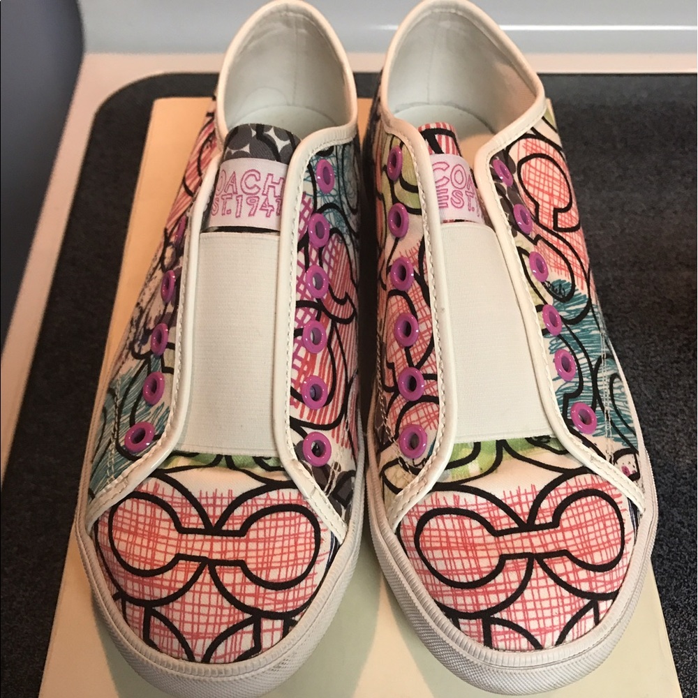 Coach size 8 patchwork op art multi color sneakers