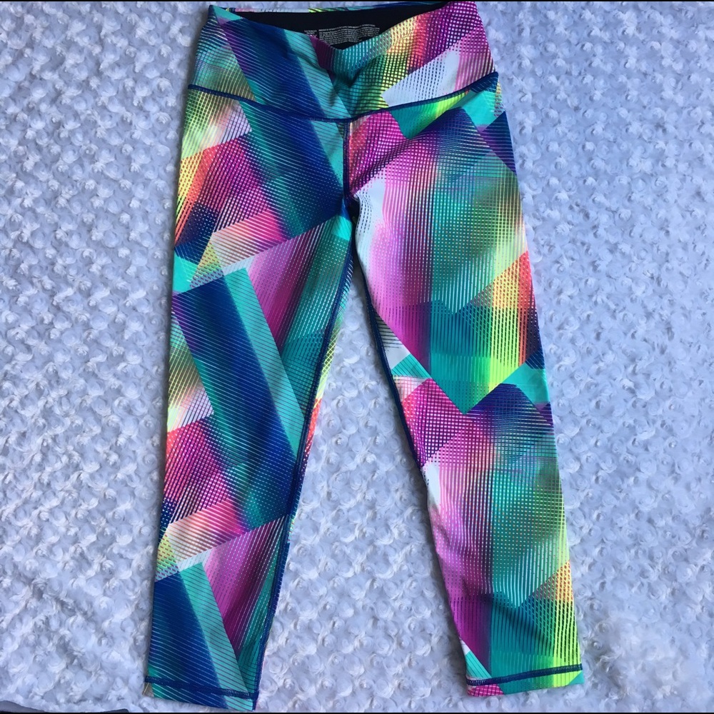 Victoria's Secret Knockout Capri