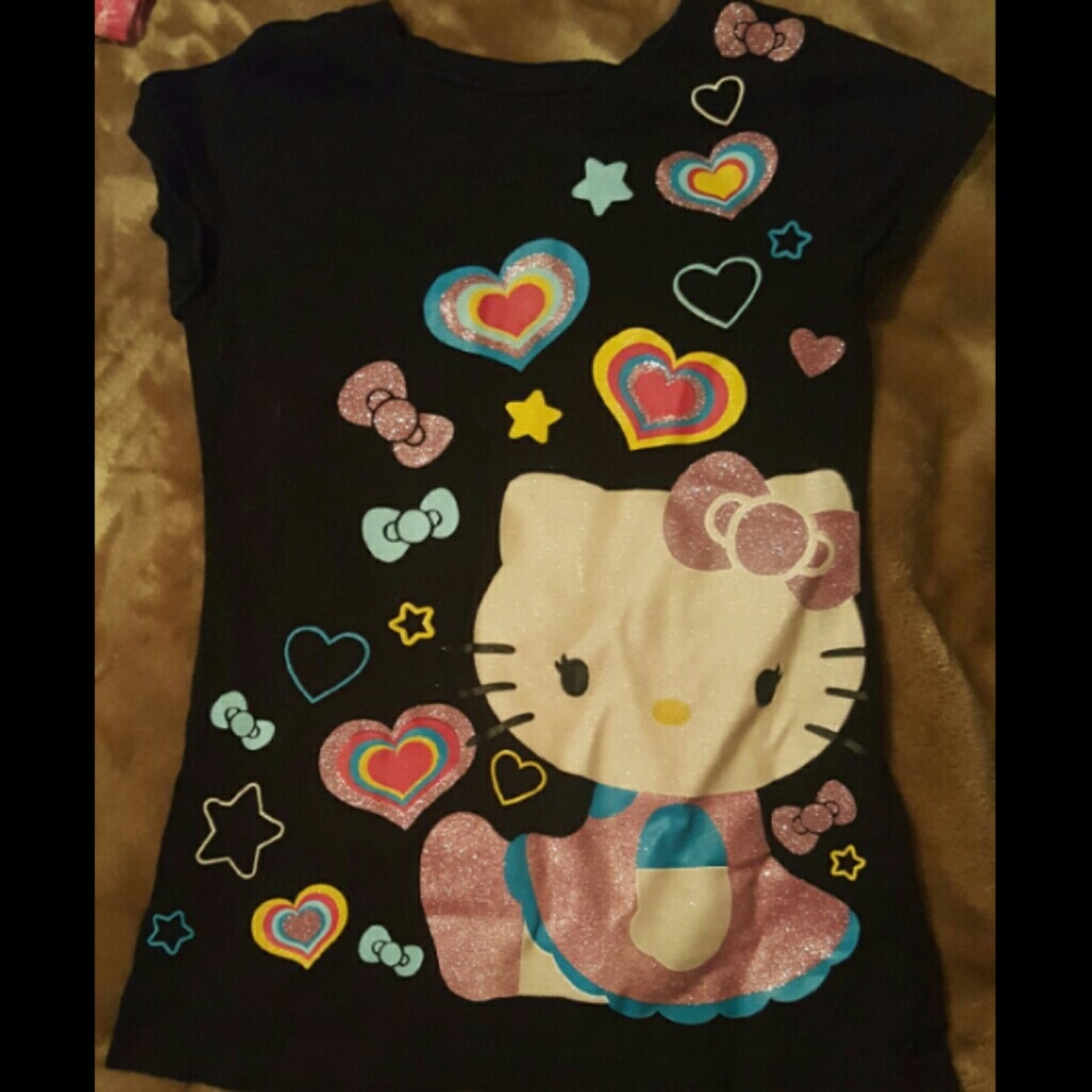 A a black Hello Kitty t-shirt