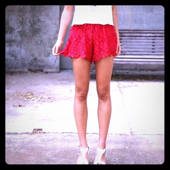 CAVALINI Red Crochet Lace Shorts w Ribbon Tie SO-7