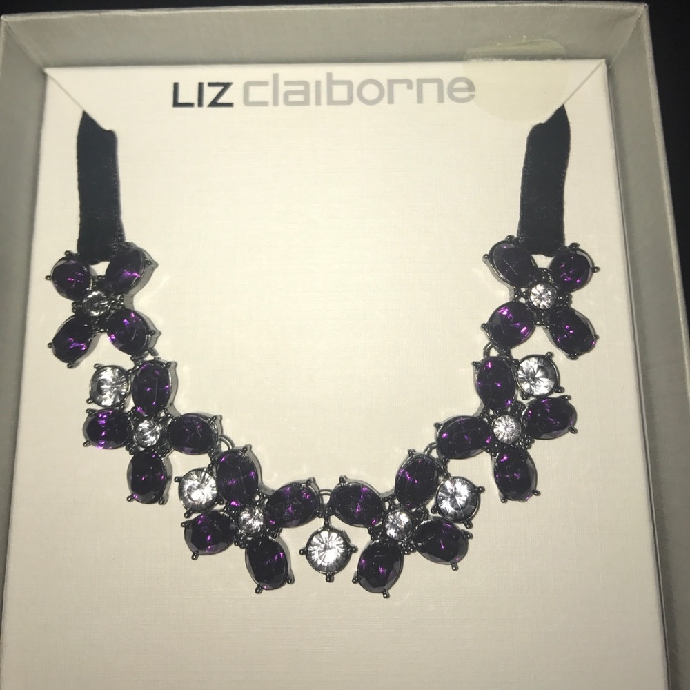 Liz Claiborne purple flower necklace