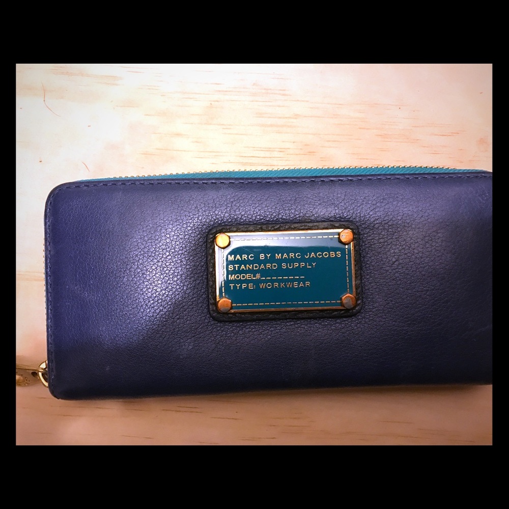 Marc Jacobs wallet